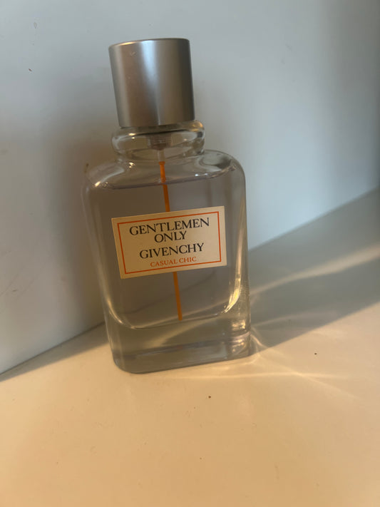 Givenchy Gentleman Only Casual Chic 2ml sample