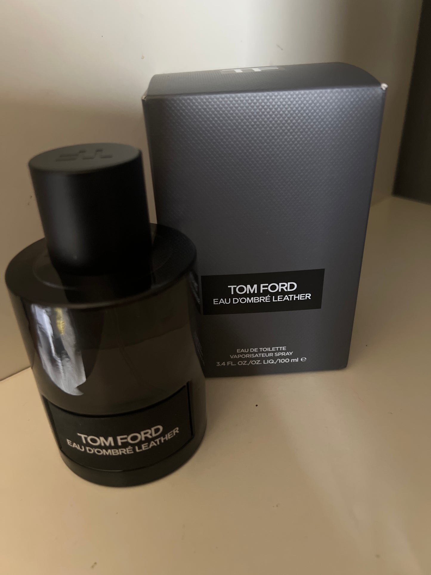 Tom Ford Eau D’Ombre Leather