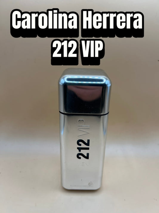 Carolina Herrera 212 VIP