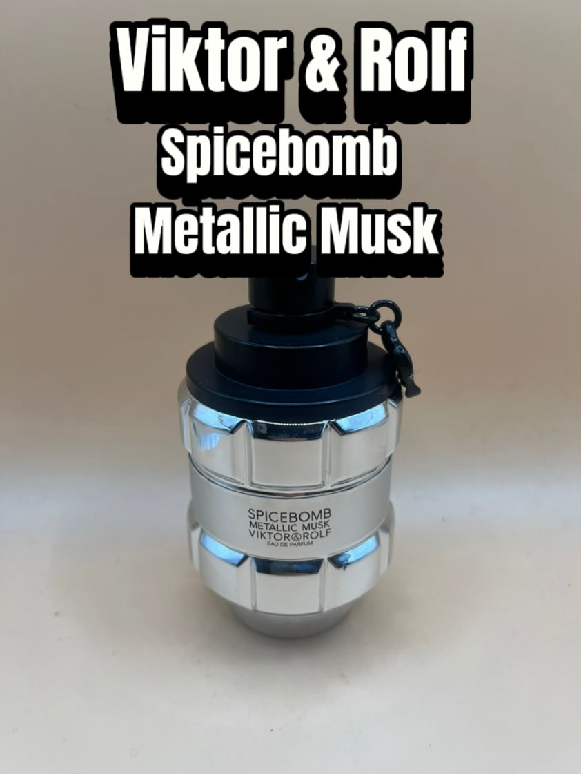 Victor & Rolf ~ Spicebomb Metallic Musk